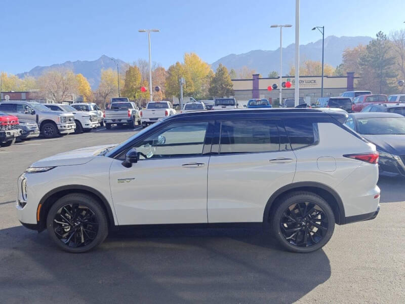 2025 Mitsubishi Outlander PHEV SEL Black Edition