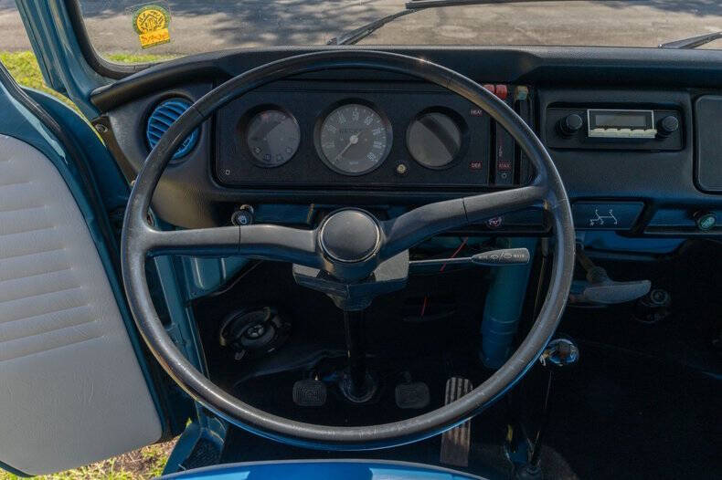 1973 Volkswagen Bus