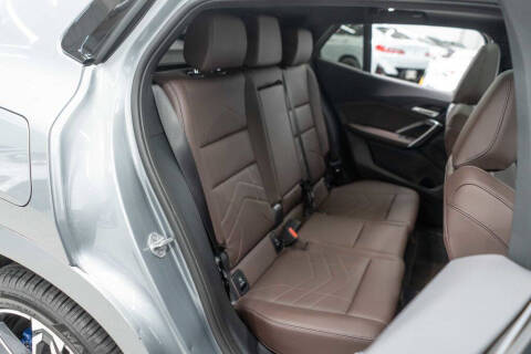 2025 BMW X2 xDrive28i