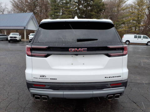 2024 GMC Acadia Elevation