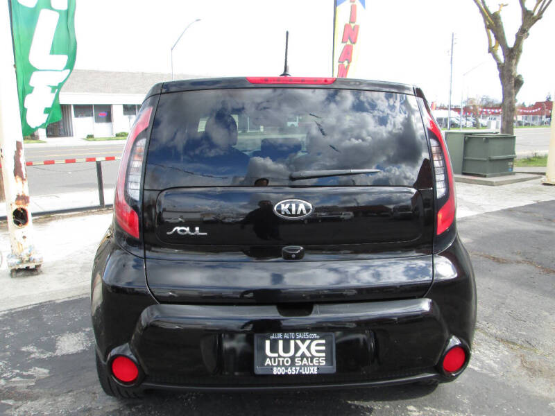 2016 Kia Soul +