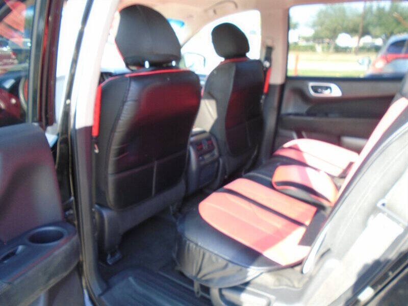 2016 Nissan Pathfinder S
