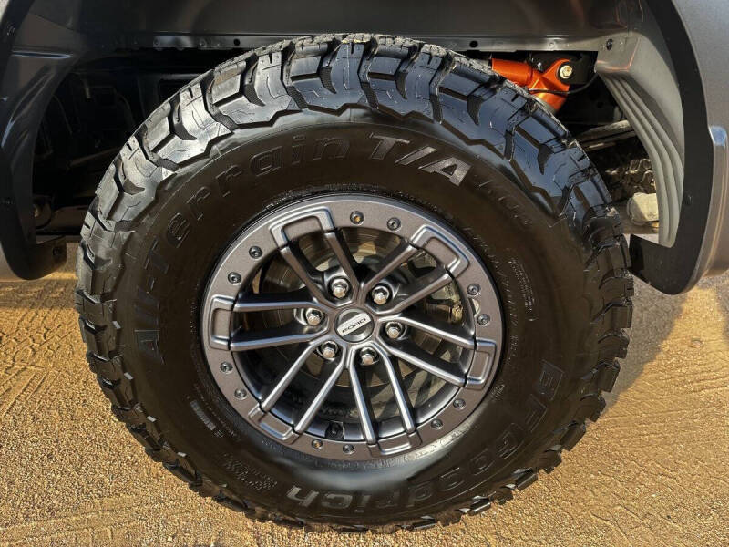 2020 Ford F-150 Raptor