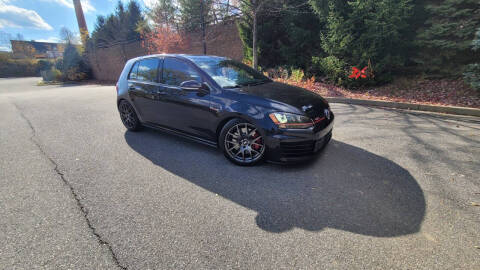 2017 Volkswagen Golf GTI Sport