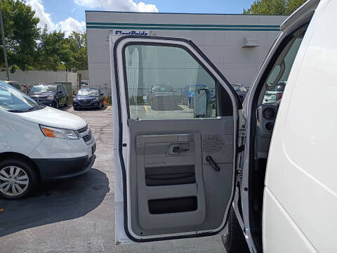 2011 Ford E-Series E-150