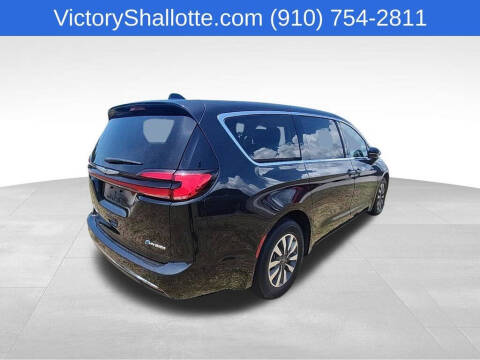 2024 Chrysler Pacifica Plug-In Hybrid Select