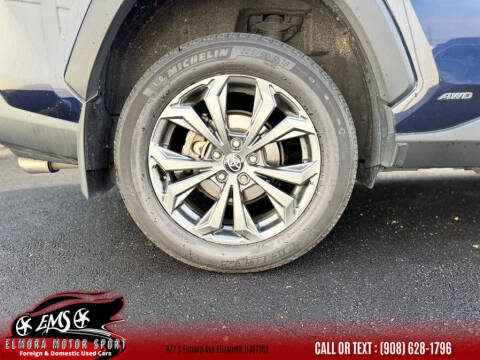 2024 Toyota RAV4 Hybrid XLE Premium