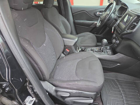 2019 Jeep Cherokee Latitude