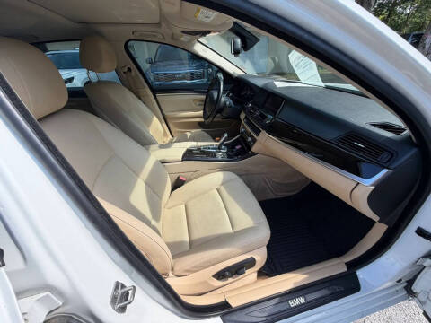 2015 BMW 5 Series 528i