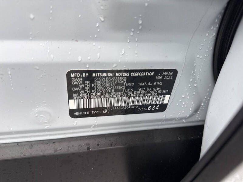 2023 Mitsubishi Outlander ES