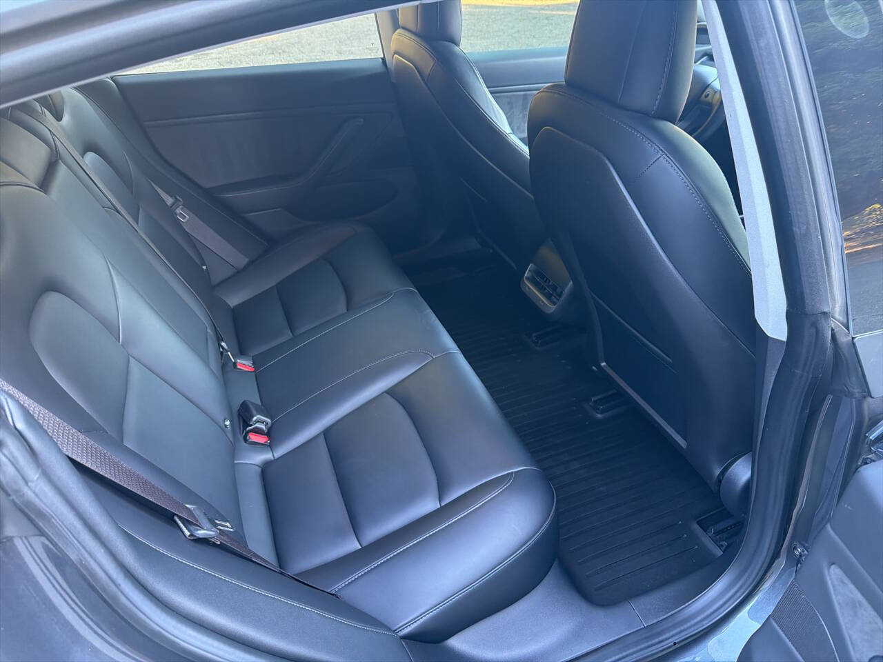 Gray 2018 Tesla Model 3 Long Range Long Range 4dr Fastback 13