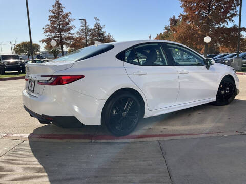 2025 Toyota Camry SE