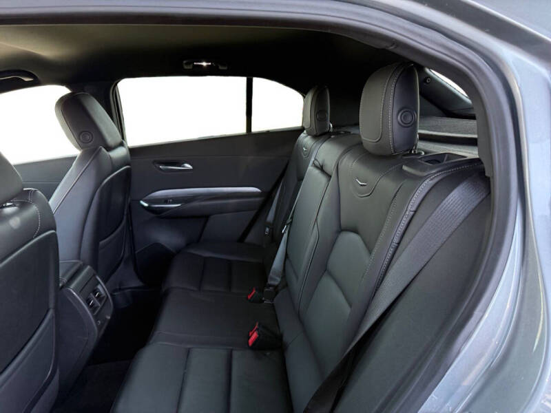 2025 Cadillac XT4 Premium Luxury