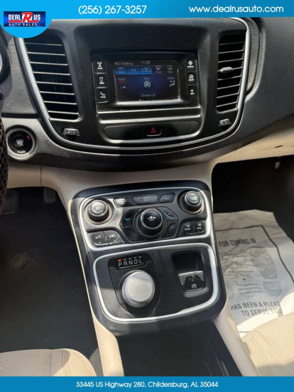2015 Chrysler 200 Limited