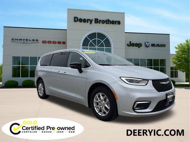 2024 Chrysler Pacifica Touring L