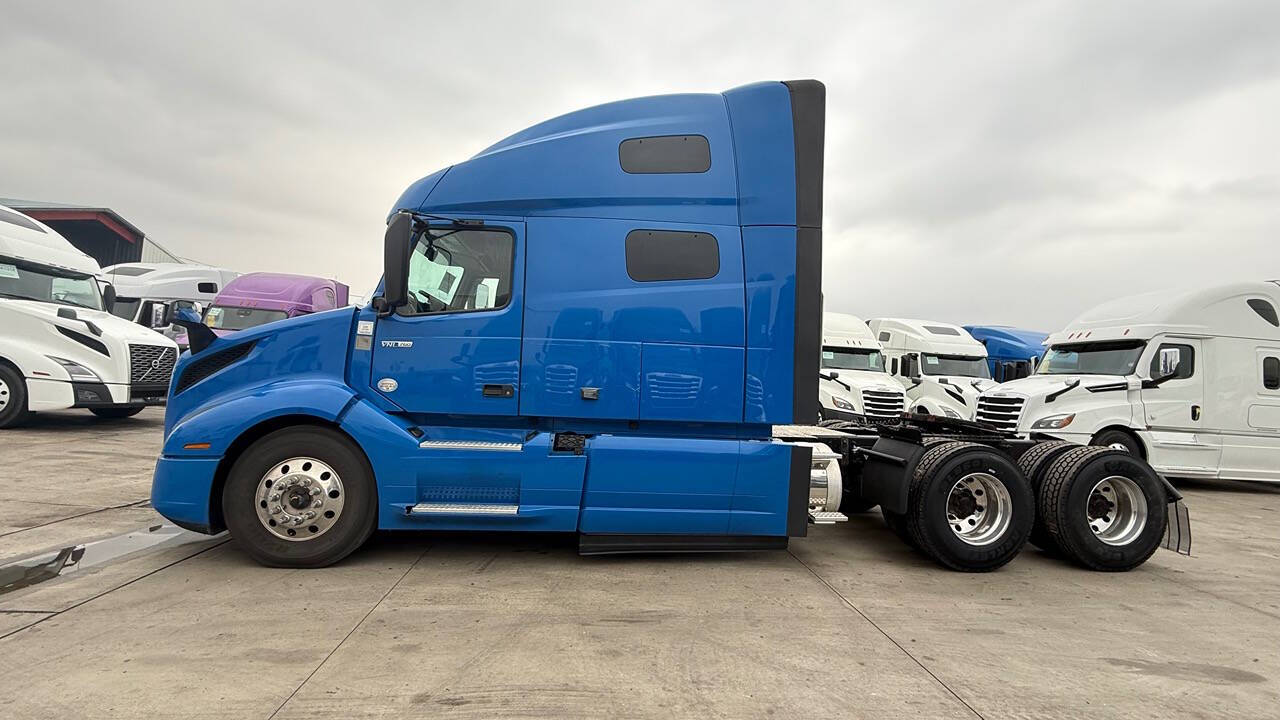 2020 Volvo VNL for sale at KING TRUCK TRAILER SALES in Bakersfield, CA