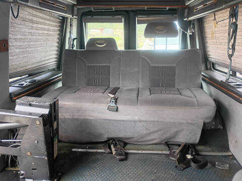 1999 Ford E-Series