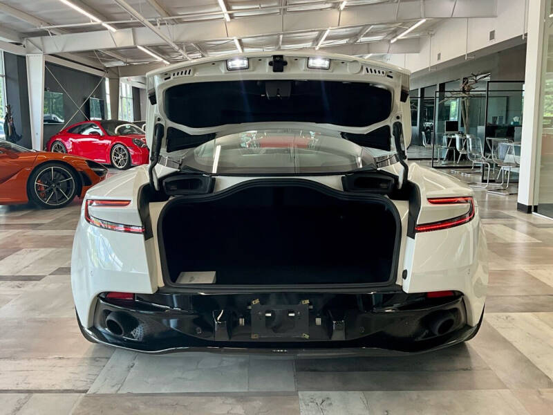 2018 Aston Martin DB11 V12