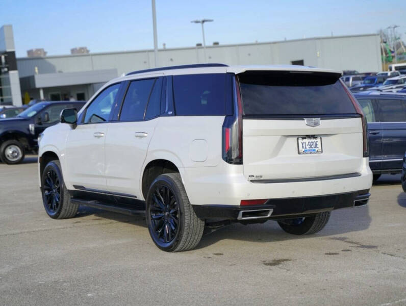 2022 Cadillac Escalade Premium Luxury