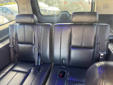 2008 Chevrolet Suburban LTZ