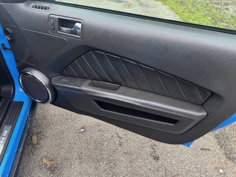 2011 Ford Mustang V6 Premium