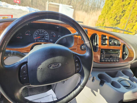 2002 Ford E-Series E-150