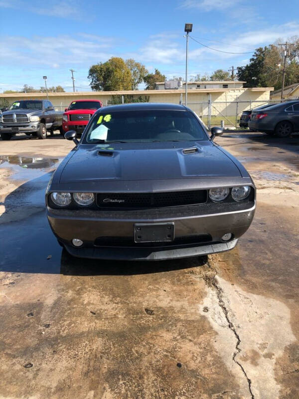 2014 Dodge Challenger SXT