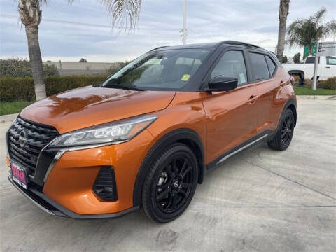 2022 Nissan Kicks SR