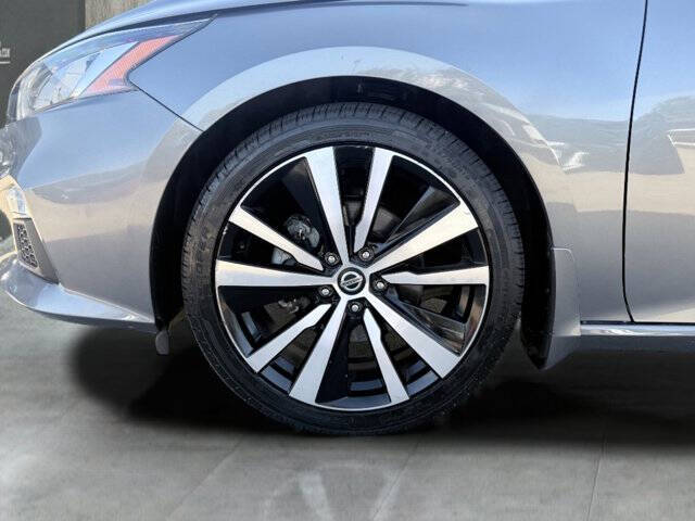 2022 Nissan Altima 2.5 SR