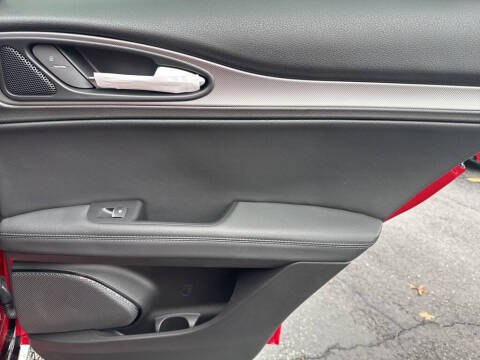 2025 Alfa Romeo Stelvio