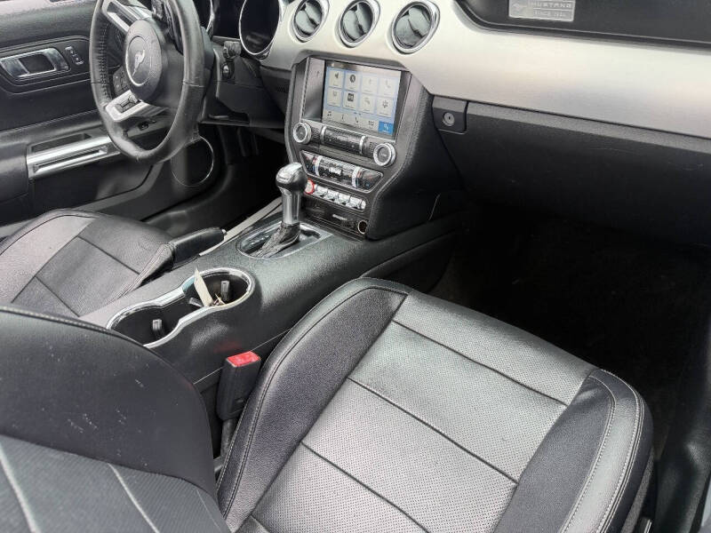 2017 Ford Mustang EcoBoost Premium