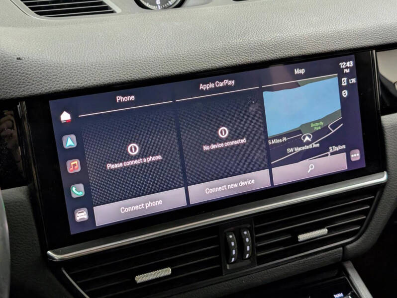 2022 Porsche Cayenne Platinum Edition