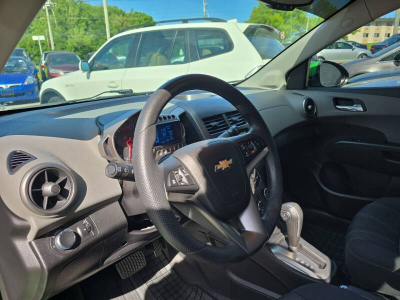 2016 Chevrolet Sonic LT Auto