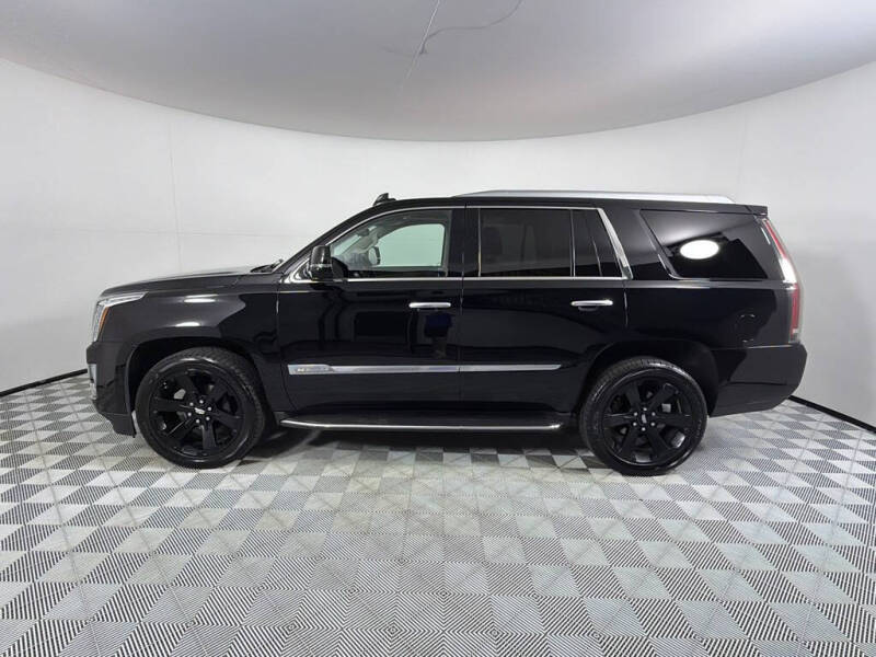 2018 Cadillac Escalade Luxury