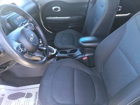 2016 Kia Soul +