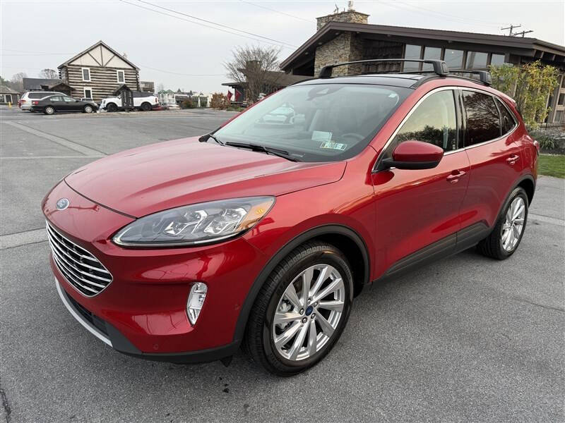 2021 Ford Escape Hybrid Titanium