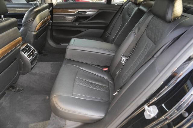 2016 BMW 7 Series 740i