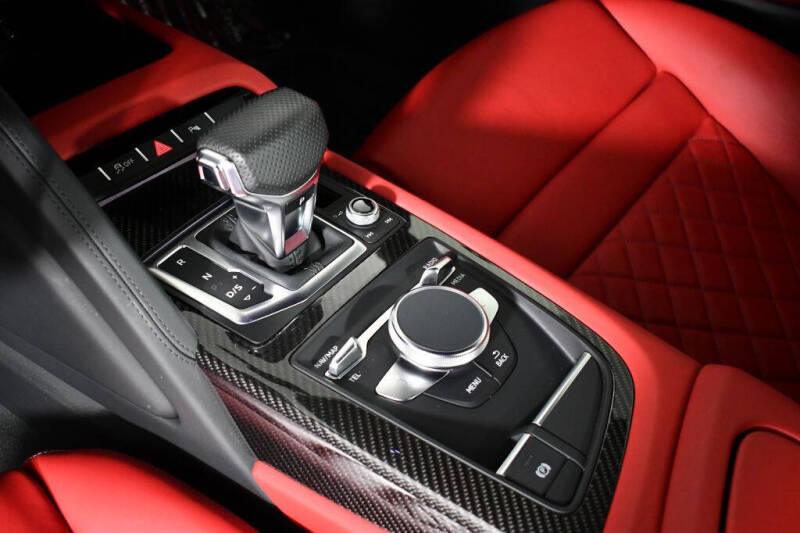 2023 Audi R8 5.2 quattro V10 performance