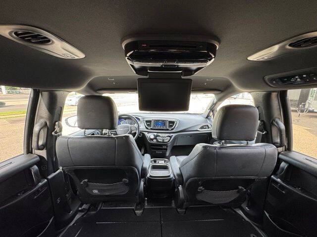 2020 Chrysler Pacifica Touring L