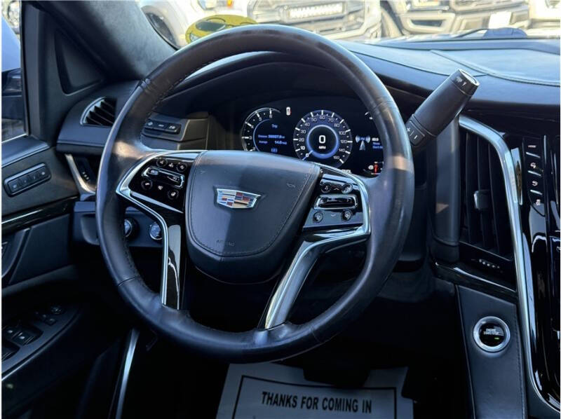 2019 Cadillac Escalade Platinum