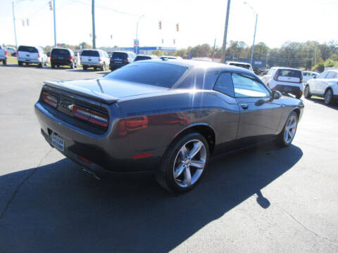 2015 Dodge Challenger SXT
