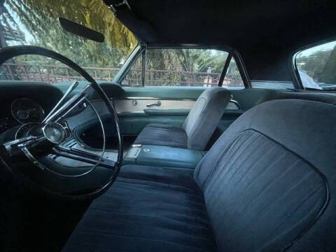 1962 Ford Thunderbird