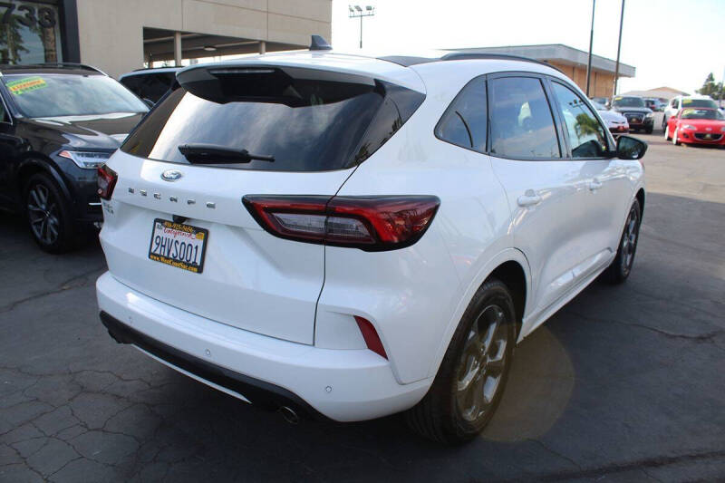 2023 Ford Escape ST-Line