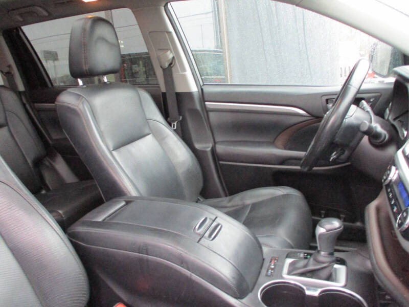 2017 Toyota Highlander Hybrid Limited Platinum