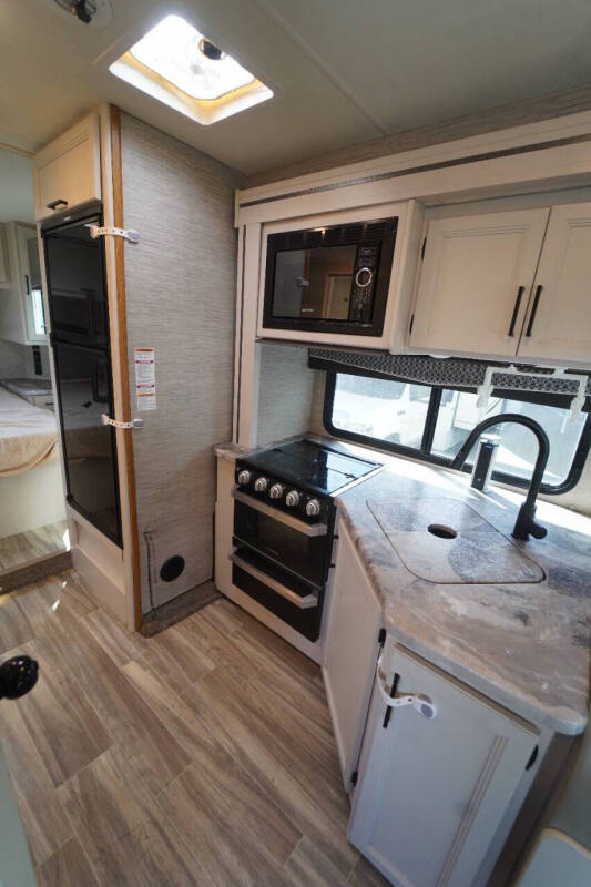 2021  THOR FOUR WINDS 28Z FOUR WINDS