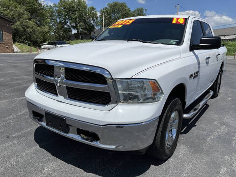 2014 RAM 1500 SLT