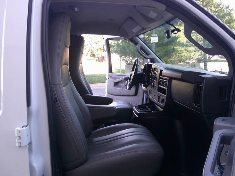 2020 Chevrolet Express 2500