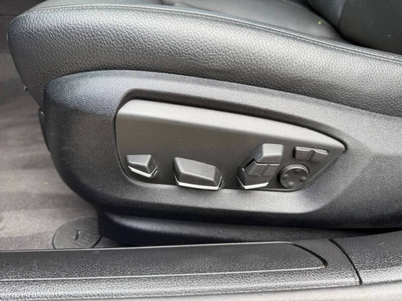 2013 BMW 7 Series 740Li