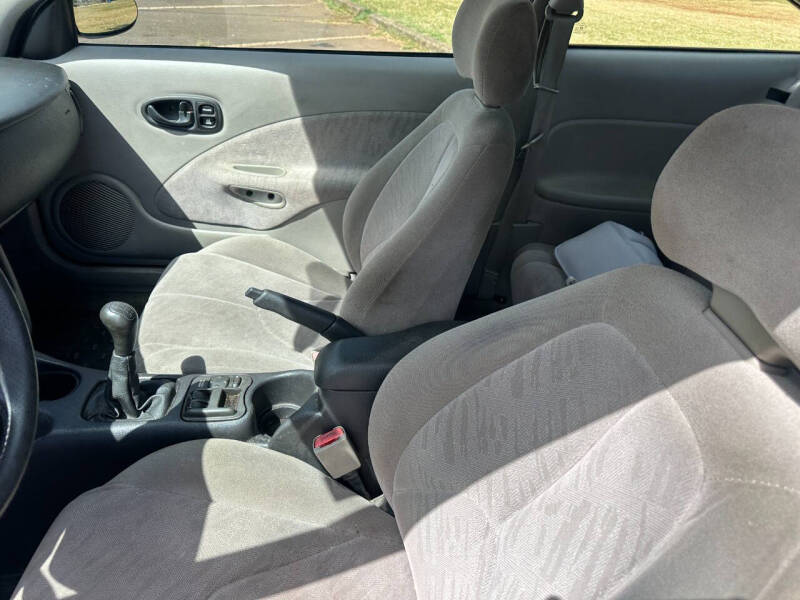 2001 Saturn S-Series SC2