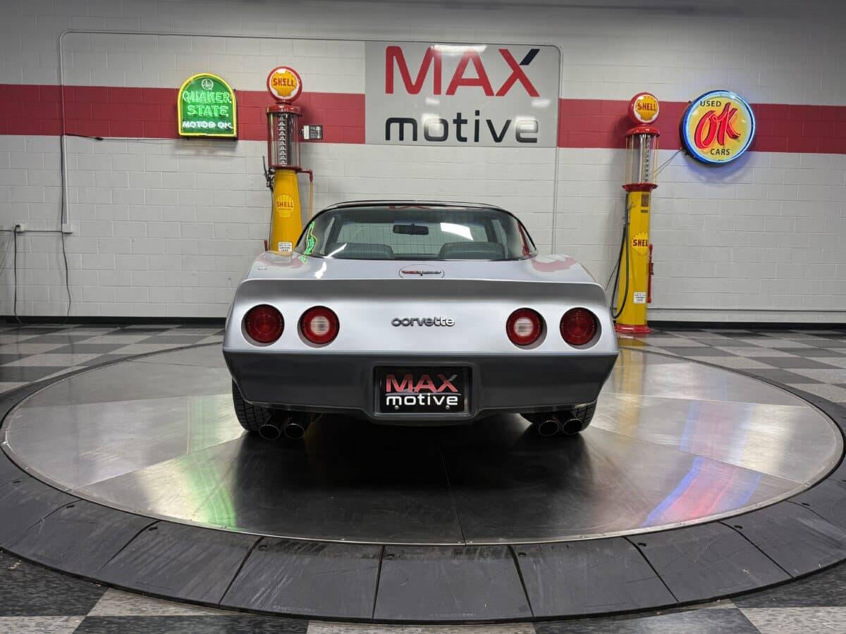 1981 Chevrolet Corvette 29